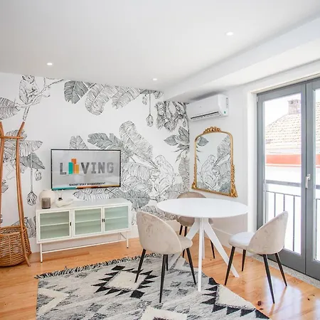 Liiiving In - Flores Design Experience Oporto
