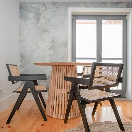 Liiiving In - Flores Design Experience * Oporto